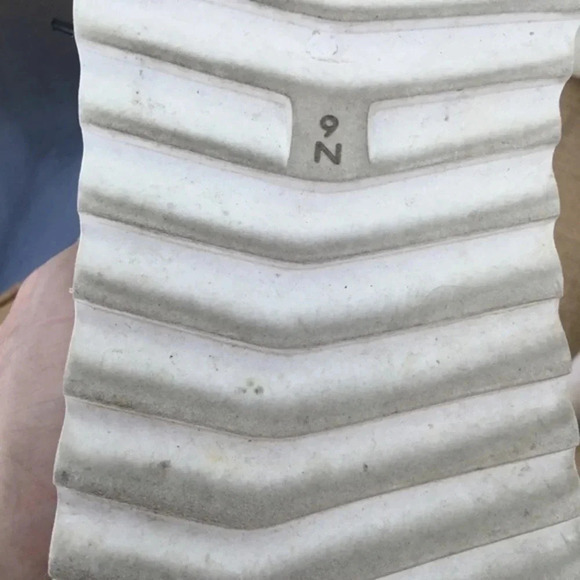 Vaneli Sport Women’s Quebec Suede & Leather Sneakers Trainers - Picture 12 of 12